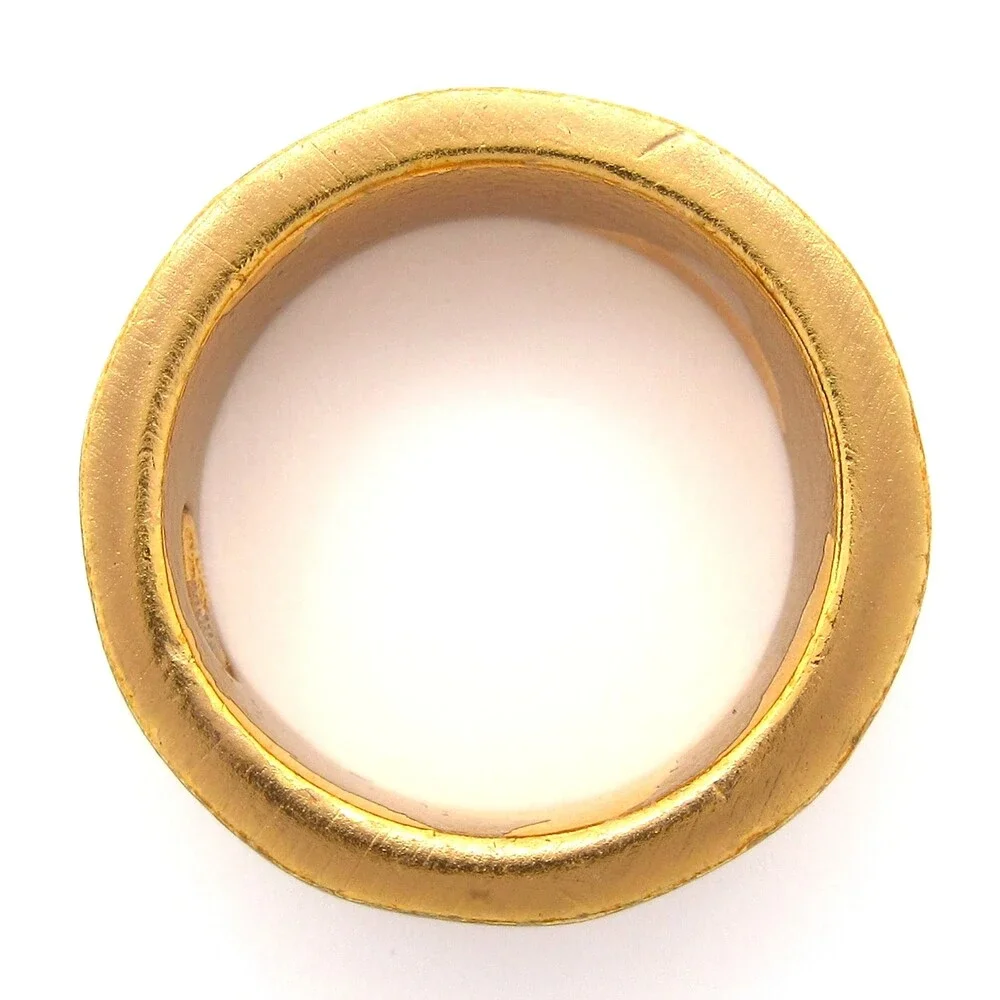 Chanel Coco Ring Gold Cream